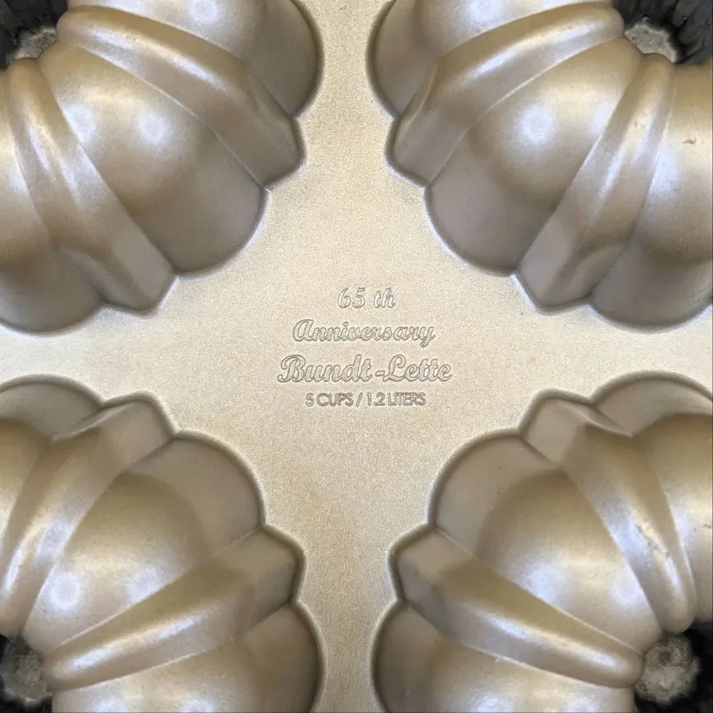 Nordic Ware Cast Aluminum Nonstick 65th Anniversary Bundtlette Cake Pan